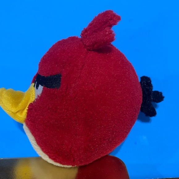 ANGRY BIRDS RED & MATILDA PLUSH & RED CARDINAL SQUEAKER PLUSH VTG 2004 - Picture 10 of 16